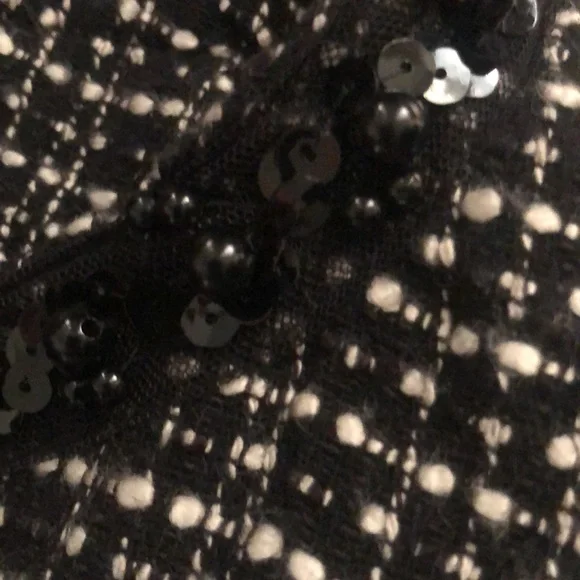 Women's Black and White Tweed Jacket - Picture 13 of 14